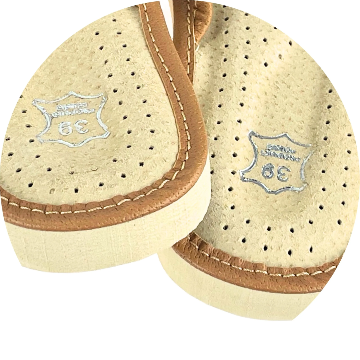 Lekkie ażurowe pantofle damskie skórzane, żółte pantofle damskie domowe - numer 382