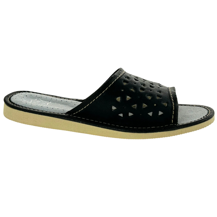 Kapcie damskie domowe czarne pantofle góralskie - numer 469