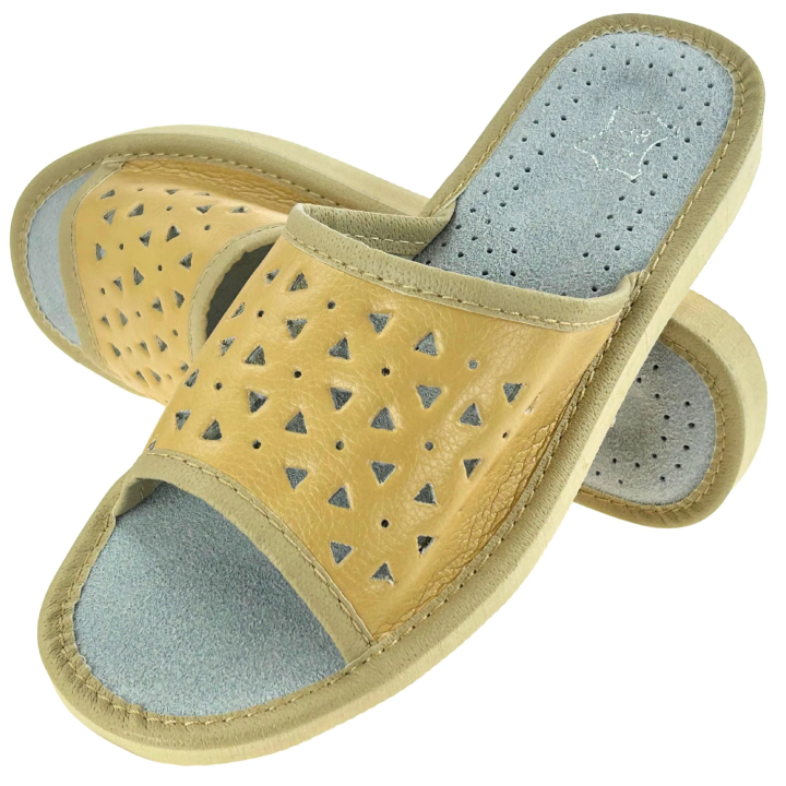 Jasne kapcie damskie skórkowe Papcie domowe damskie - numer 468