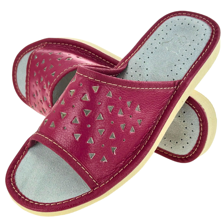 Pantofle damskie skórkowe Wygodne laczki domowe góralskie- numer 471