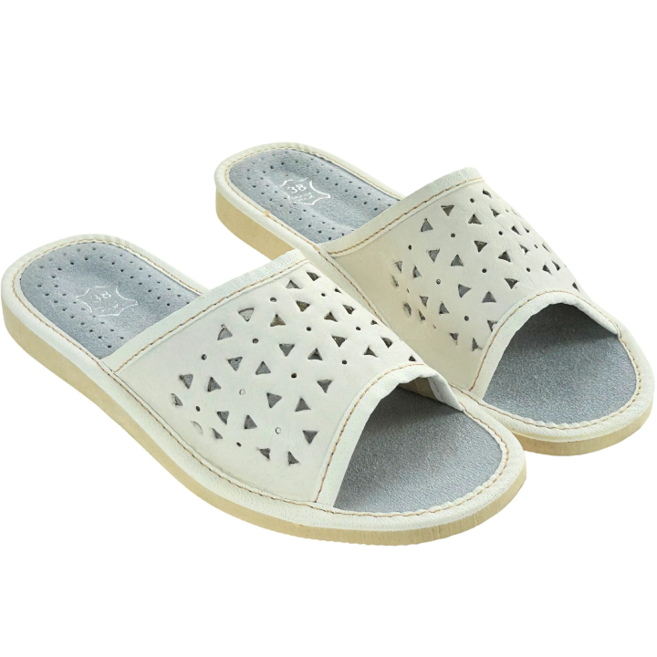 Białe skórzane kapcie, pantofle domowe damskie, kolorowe kapcie domowe - numer 292