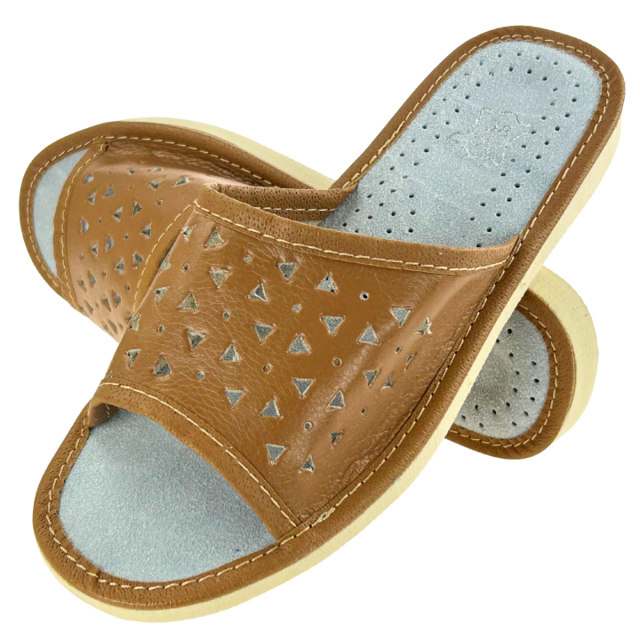 Brązowe skórzane kapcie, pantofle domowe damskie, kolorowe kapcie domowe - numer 294